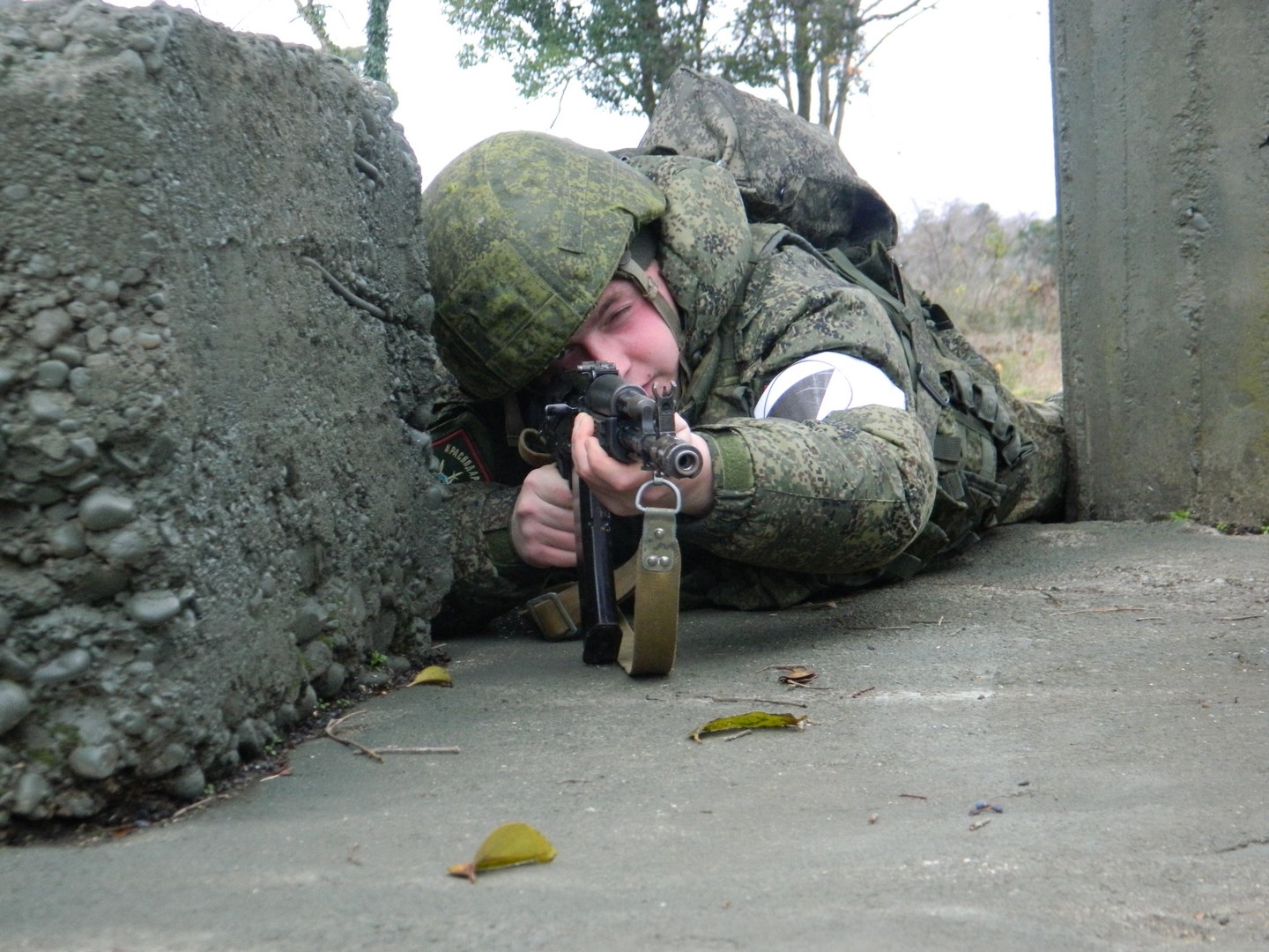 Мотострелки 58-й армии завершили активную фазу двустороннего ротного тактического учения