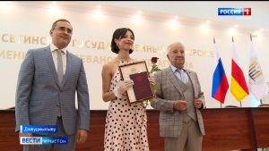 Цæгат Ирыстоны паддзахадон университеты кадджын уавæры радтой дипломтæ хуыздæр рауагъдонтæн