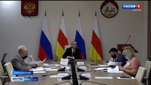 Цæгат Ирыстоны коронавирусæй рынчынтимæ чи куыста, уыцы студенттæн-медиктæн ординатурæмæ ратдзысты нысанмæ бынæттæ