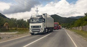Проблему провоза грузов через границу Южной Осетии и России обсудили в Москве