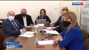 Муниципалон скондты комитеты Æппæтуæрсеон конгрессы æрдзырдтой фæсивæдон хъæппæристыл