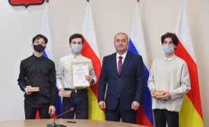 Таймураз Тускаев встретился с лауреатами XIX молодежных Дельфийских игр
