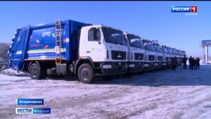 Новый регоператор «ЭРА» приобрел 12 современных мусоровозов, еще 18 поступят в первом полугодии