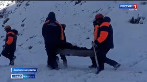 Североосетинские спасатели отработали действия по поиску людей при сходе лавины