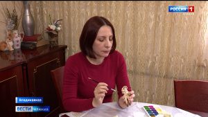 Оксана Макеева в Северной Осетии освоила мастерство создания кукол из ваты