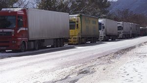 Военно-Грузинская дорога закрыта для большегрузов, Транскам — полностью