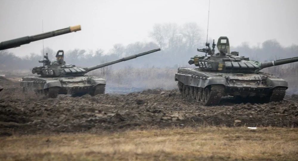 Тактические учения российских мотострелков и танкистов начались в Южной Осетии