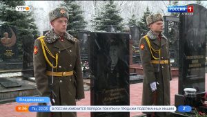 На Аллее Славы почтили память Героя России Андрея Днепровского