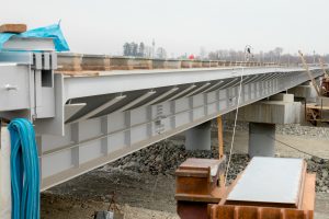 В Северной Осетии на 80% завершено строительство моста через реку Ардон