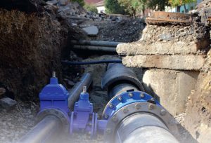 Во Владикавказе ведутся работы по замене водопроводных сетей