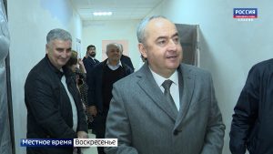 Таймураз Тускаев посетил стройплощадки социально важных объектов республики