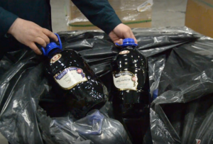 Более 2,5 тонн алкоголя из Грузии изъято на таможенном посту “Верхний Ларс”