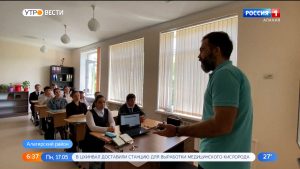 SMM-специалист Алан Габуев рассказал старшеклассникам, как с пользой проводить время в соцсетях
