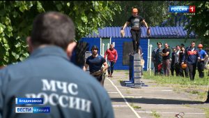 Во Владикавказе прошли соревнования сотрудников МЧС