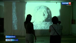 Необычная выставка работ скульптора Сосланбека Едзиева открылась во Владикавказе