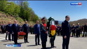 В Южной Осетии почтили память жертв Зарской трагедии