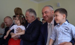 Таймураз Тускаев поздравил воспитанников детского дома «Хуры тын» с Днем защиты детей