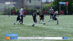Во Владикавказе стартовал традиционный футбольный турнир «Кожаный мяч»