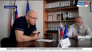 Артур Таймазов провел прием граждан в онлайн-режиме
