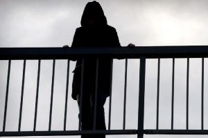 Во Владикавказе с Красногвардейского моста пыталась спрыгнуть девушка