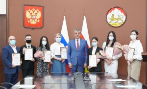 Молодым учёным Северной Осетии вручены премии главы республики