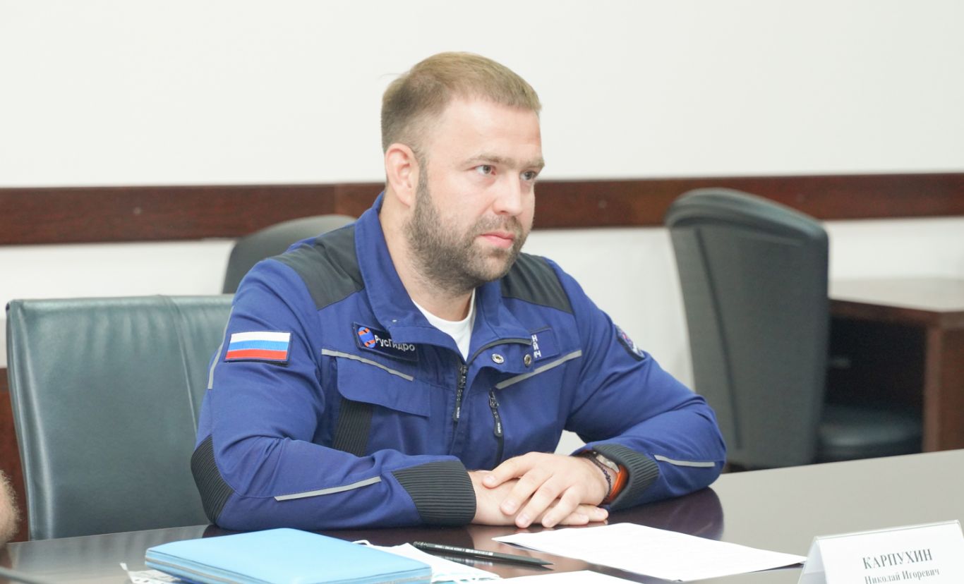 Сергей Меняйло провел рабочую встречу с первым заместителем гендиректора «РусГидро» Николаем Карпухиным