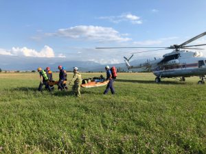 Пострадавшую в горах Северной Осетии альпинистку спасти не удалось