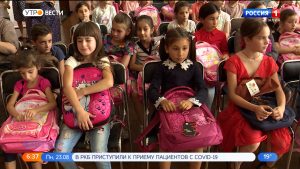 Российское движение школьников провело во Владикавказе акцию «Соберем ребенка в школу»
