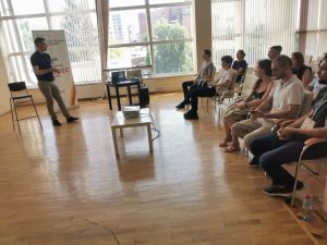 Будущим предпринимателям в формате игры показали, как разработать бизнес-стратегию