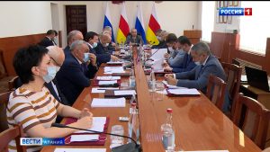 Социально-экономическое развитие Моздокского района обсудили на выездном заседании правительства