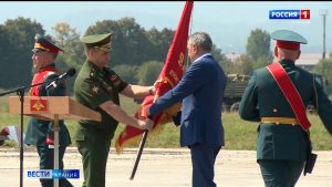 Владикавказу передали боевые знамёна воинских частей, оборонявших Северную Осетию от фашистов