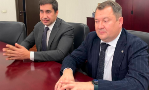 Таймураз Тускаев провел рабочую встречу с заместителем министра строительства и ЖКХ РФ Максимом Егоровым