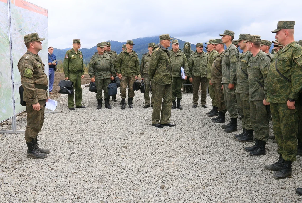 Командующий войсками ЮВО прибыл в Северную Осетию проверить подготовку снайперов