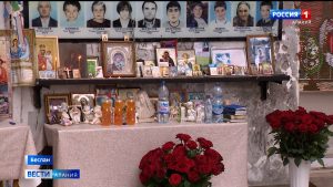 В Беслане продолжаются памятные мероприятия по жертвам теракта в школе
