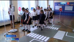 Сывæллæтты сфæлдыстады галуаны сабитæ фæндаггон змæлды æдасдзинæдтæ ахуыр кæнынц мобилон автогородкы фæрцы