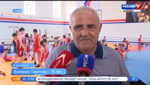 Заслуженному тренеру России по вольной борьбе Валерию Тавитову – 75