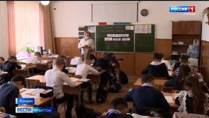 Республикæйы педагогтæ активондæрæй райдыдтой коронавирусы ныхмæ прививкæтæ кæнын