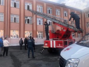 Полицейские задержали предполагаемого виновника пожара в 48-й школе Владикавказа
