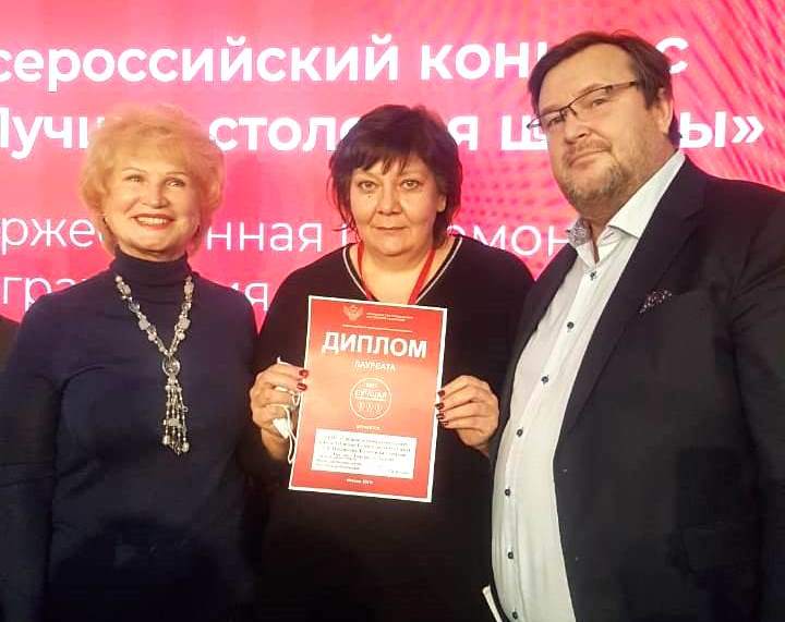 Поет Игорь Езеев На Новогоднем