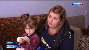 Сирота с двумя детьми в Северной Осетии дважды получила жилье, оказавшееся аварийным, вопрос начал решаться после вмешательства прокуратуры