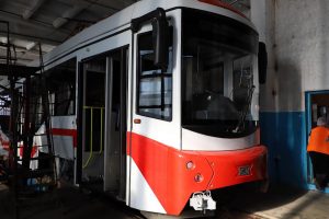 Во Владикавказ прибыл первый трамвай производства «Уралтрансмаша»