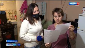 Жительница Владикавказа с двумя детьми несколько лет ждет переселения из аварийного жилья