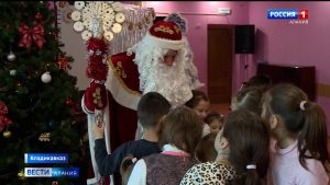 Североосетинские единороссы поздравили детей из семей, находящихся в трудной жизненной ситуации