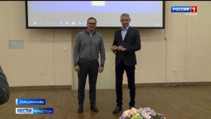 Цæгат Ирыстоны паддзахадон университет хаст æрцыд 10 хуыздæр уæлдæр ахуыргæнæндоны хыгъдмæ.