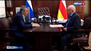 Цæгат Ирыстоны цæстдарæн-ревизион управленийы архайдыл Сергей Меняйло æрныхас кодта ведомствæйы разамонæг Дзугкойты Аланимæ