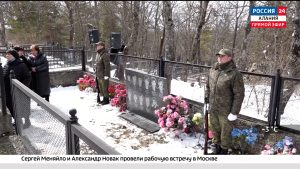 В Южной Осетии почтили память жертв Ередской трагедии