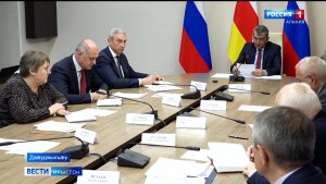 2 мин уæзласæн машинæйы бæрц æнхъæлмæ кæсынц Арвы комы фæндагыл ацæуынмæ