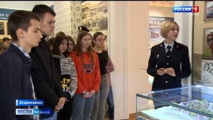 Для детей из Донбасса провели экскурсию в Музее истории МВД