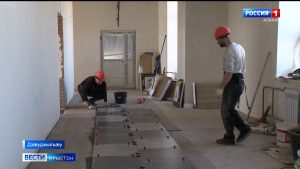 Ацы аз, национ æмæ федералон проекттæ æххæст кæнгæйæ, нæ республикæйы арæзт æмæ бындурон цалцæггонд æрцæудзысты 100 объекты