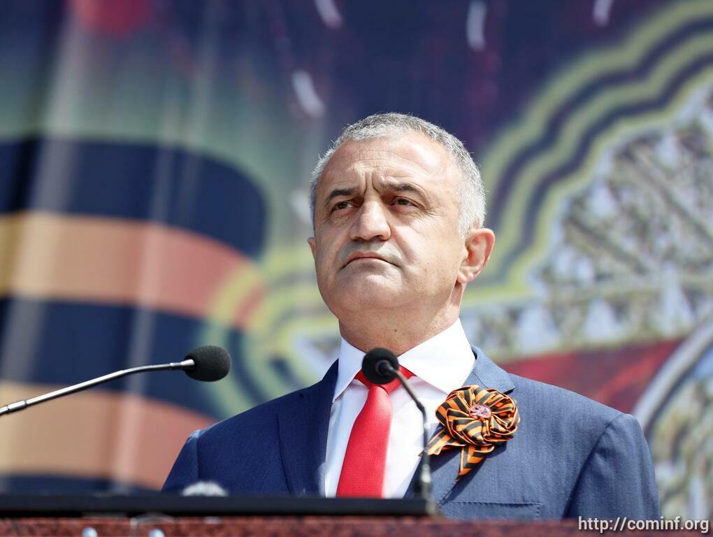Анатолий Бибилов назначил референдум по вопросу объединения Южной Осетии и России на 17 июля